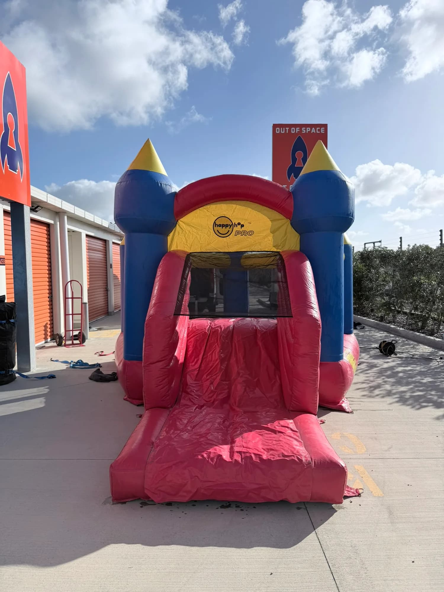 Little Fortress bouncy castle hire